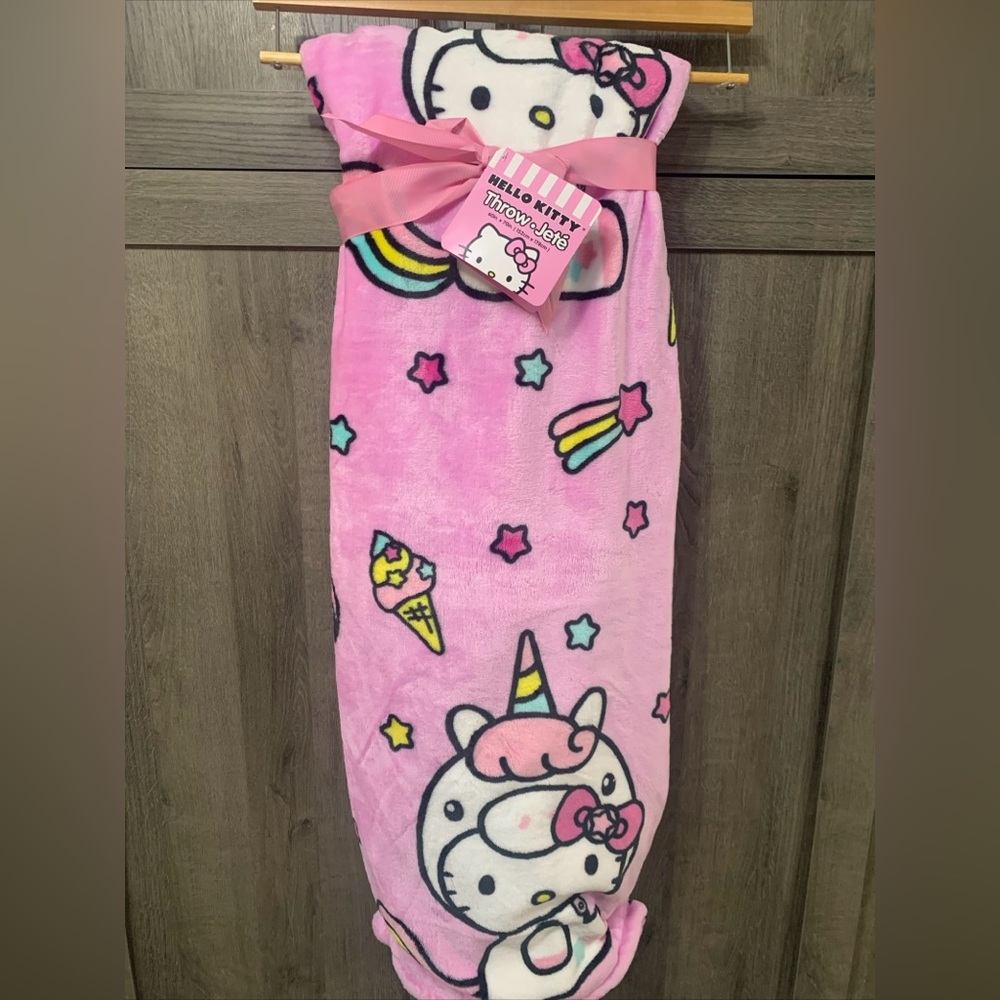 New Hello Kitty In Unicorn Costume 60” x 70" Plush Throw Blanket On Hanger & Tag
